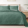 Exclusivo Mezcla Queen Quilt Bedding Set, Lightweight Soft Bedspreads Coverlets by ExclusivoMezcla