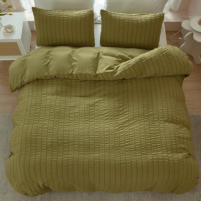 AveLom Olive Green Seersucker Duvet Cover Set Queen Size, 3 Pieces, Ultra Soft - Image 5