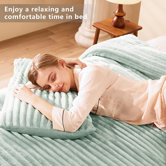 CozyLux Fluffy Queen Comforter Set - Image 8