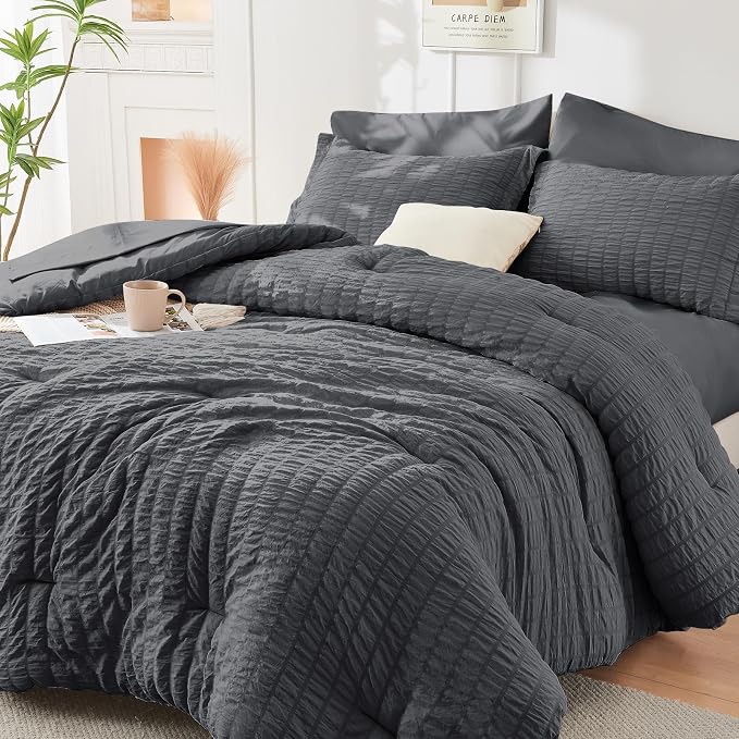 HYMOKEGE Oversized King Comforter Set Seersucker 7 Pieces, All Season Luxury by HYMOKEGE
