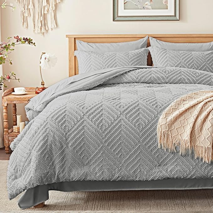 Zzlpp Queen Comforter Set 7 Pieces, Light Grey Tufted Bed in a Bag by ZZLPP