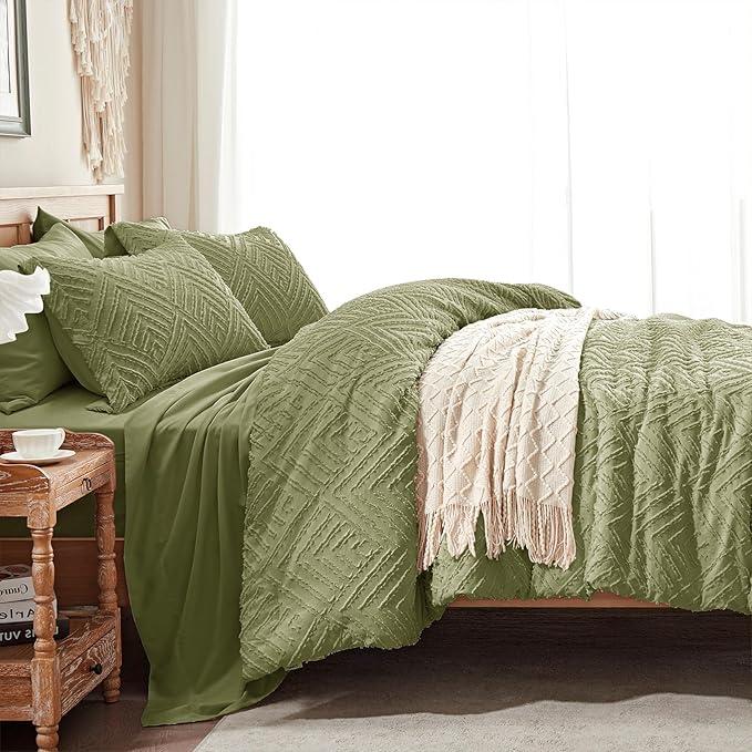 Zzlpp Full Comforter Set 7 Pieces, Army Green Tufted Bed in a Bag, All Season - Image 4