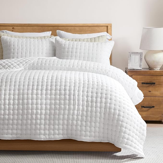 WDCOZY White Queen Size Quilt Bedding Sets by WDCOZY