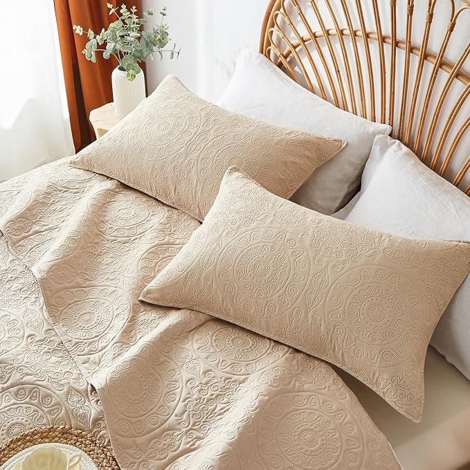 WURUIBO Beige Quilt Set Twin Size, Embossing Microfiber Bedspreads - Image 4