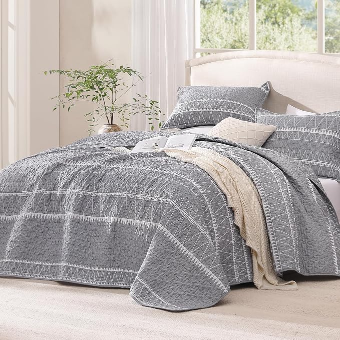 Andency King Size Quilt Set Grey, 3 Pieces Boho Lightweight Soft Striped - Image 2