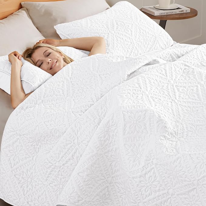 Exclusivo Mezcla California King Quilt Bedding Set, Lightweight Soft Bedspreads - Image 4