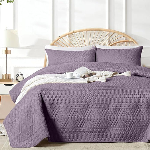 akkialla King/Cal King Quilt Set, Boho Geometric Pattern, Soft All-Season by akkialla