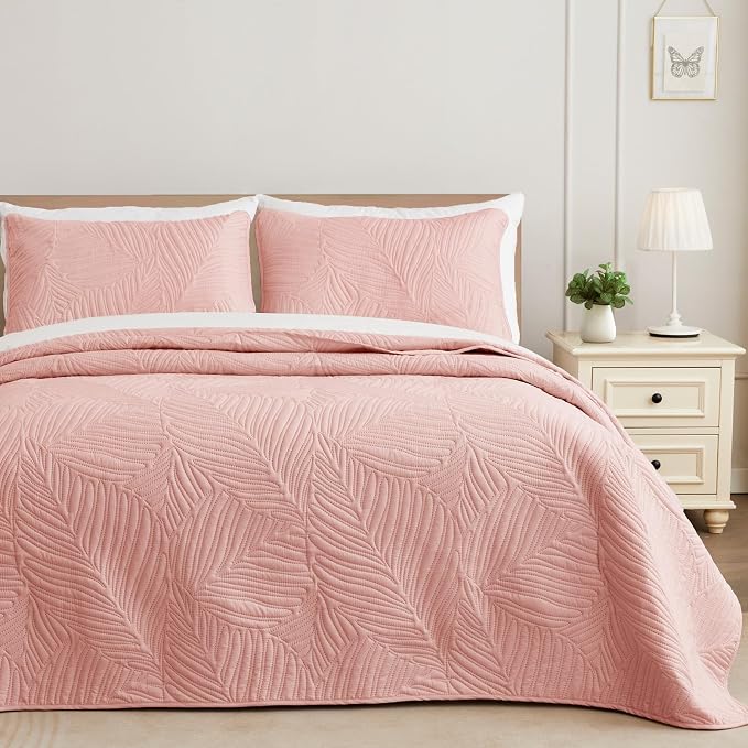 Exclusivo Mezcla Twin Quilt Bedding Set, Lightweight Blush Pink Quilts Twin Size by ExclusivoMezcla