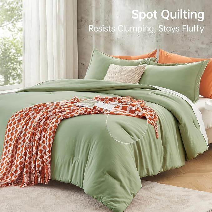 MUXHOMO Green King Size Comforter Set, All Season Ultra Soft Down Alternative - Image 5