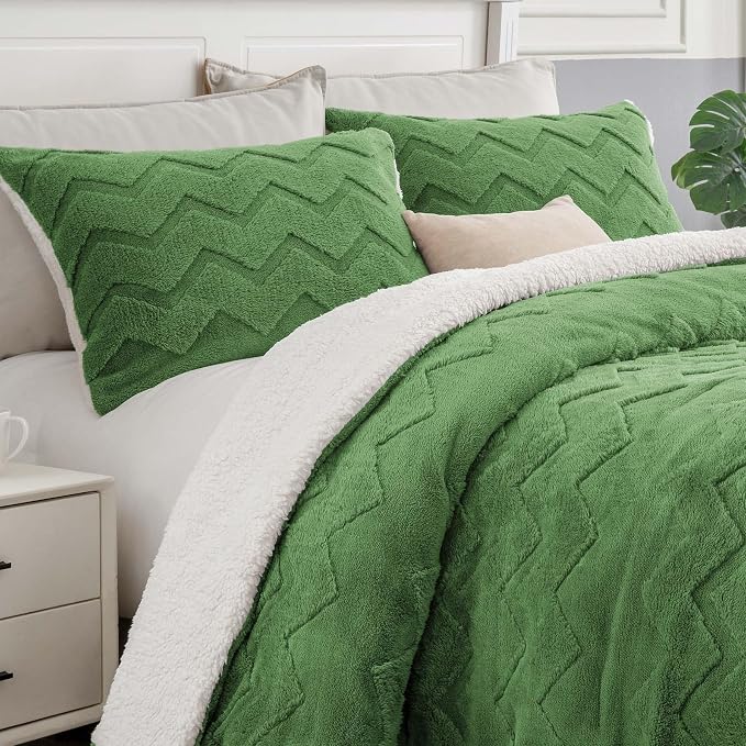 BEDELITE Fluffy King Size Comforter Set by BEDELITE