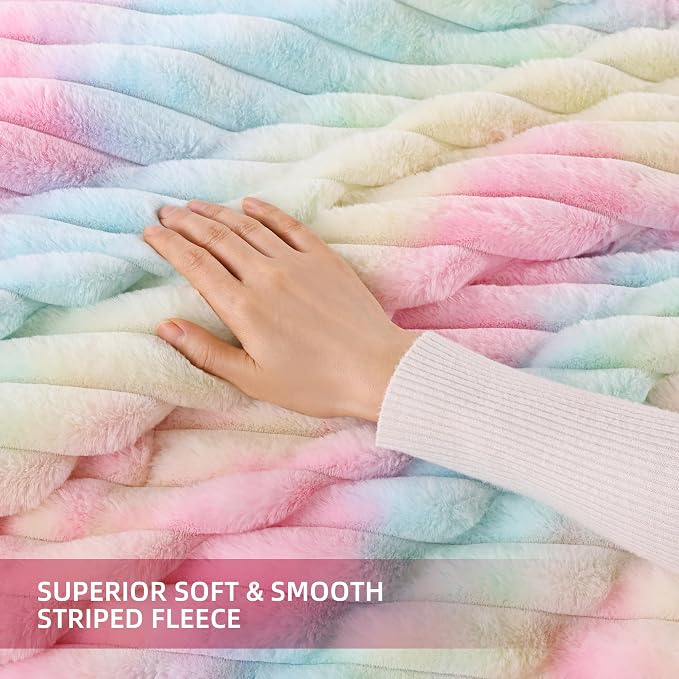 Smoofy Fluffy King Size Comforter Set 3 Pieces - Image 5