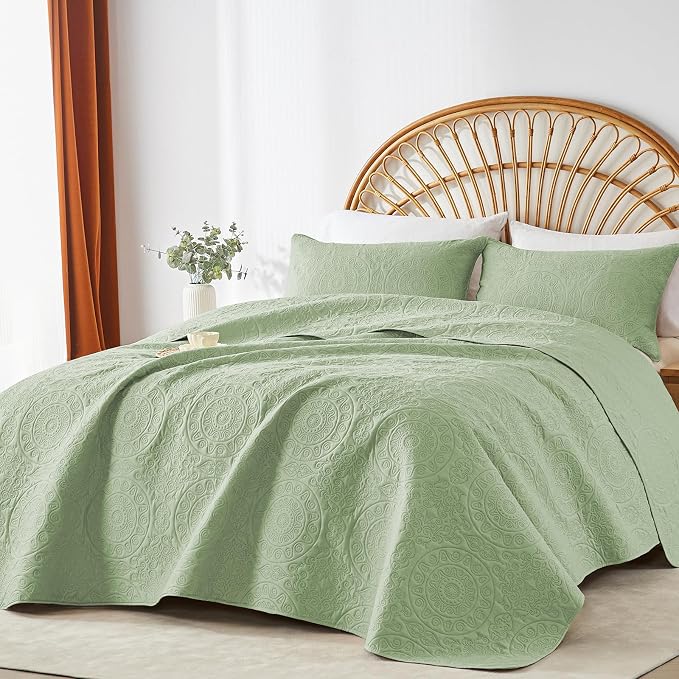 WURUIBO Sage Green Quilt Set Twin Size, Embossing Microfiber Bedspreads - Image 7