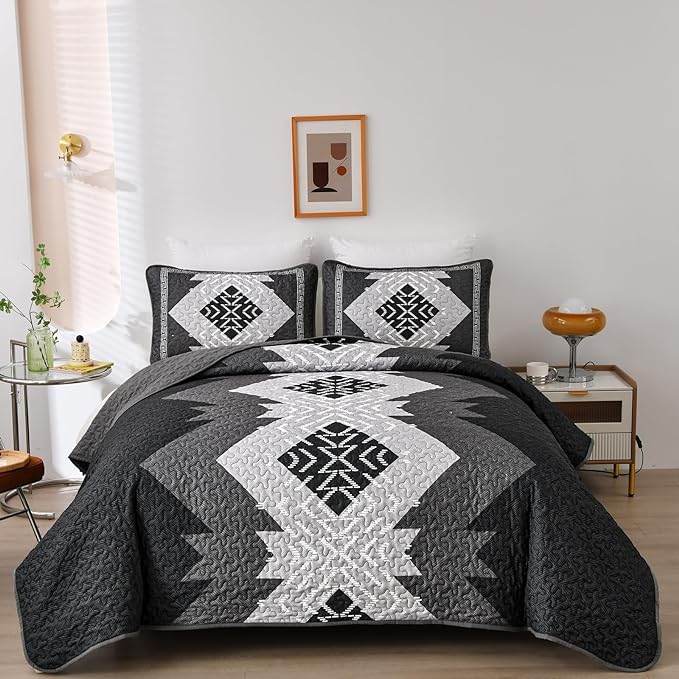 Dintszyayue Black Quilt Set Boho California King Size, 3 Piece Aztec Texture by Dintszyayue