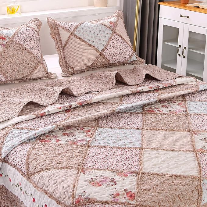VIVILINEN Queen Size Quilt Set 3-Piece Light Pink Floral Patchwork Reversible - Image 4