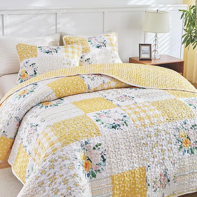 Joyreap 3 Pieces Floral Patchwork Quilt Set Queen, Soft n Cozy Microfiber Quilt - Image 5