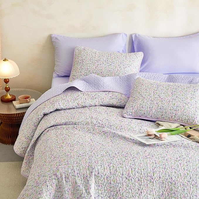 Wake In Cloud - Floral Quilt Set, Cute Vintage Flower Cottagecore Shabby Chic by WakeInCloud