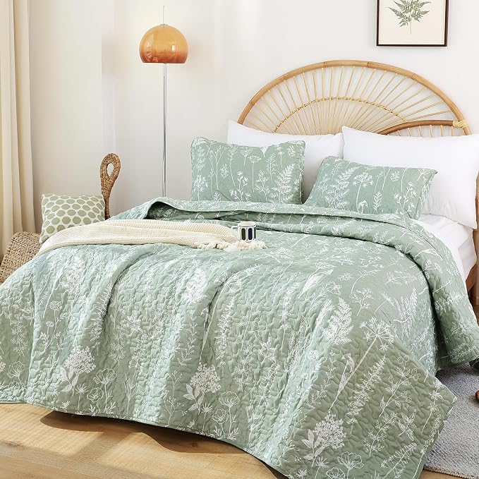 JANZAA Twin Quilt Sage Green Quilt Bed Spread Boho Quilt by JANZAA