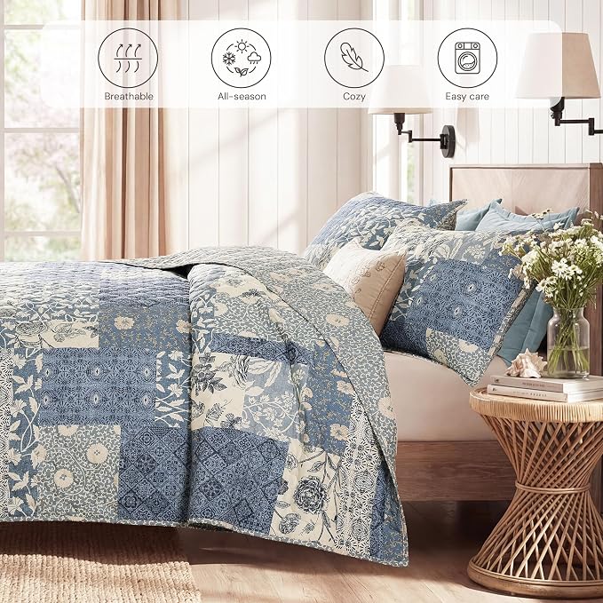 BLOOMHAVEN Quilt Set King Size, Patchwork Blue Floral Quilt Sets, Reversible - Image 4