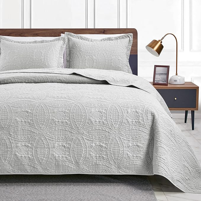 Love's cabin Quilts for Full Bed Light Grey Bedspreads Bedding Set by Lovescabin