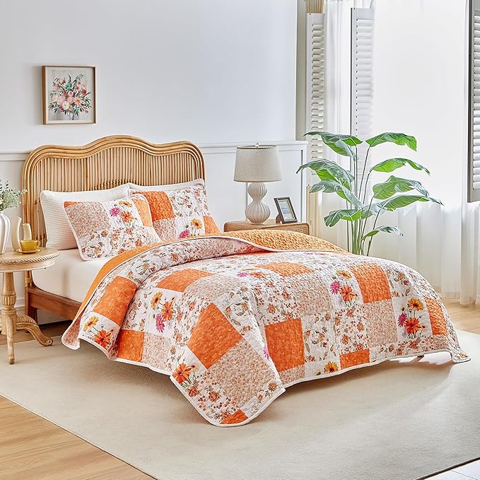Joyreap 3 Pieces Quilt Set California King, 102x114 inches- Floral Patchwork - Image 2