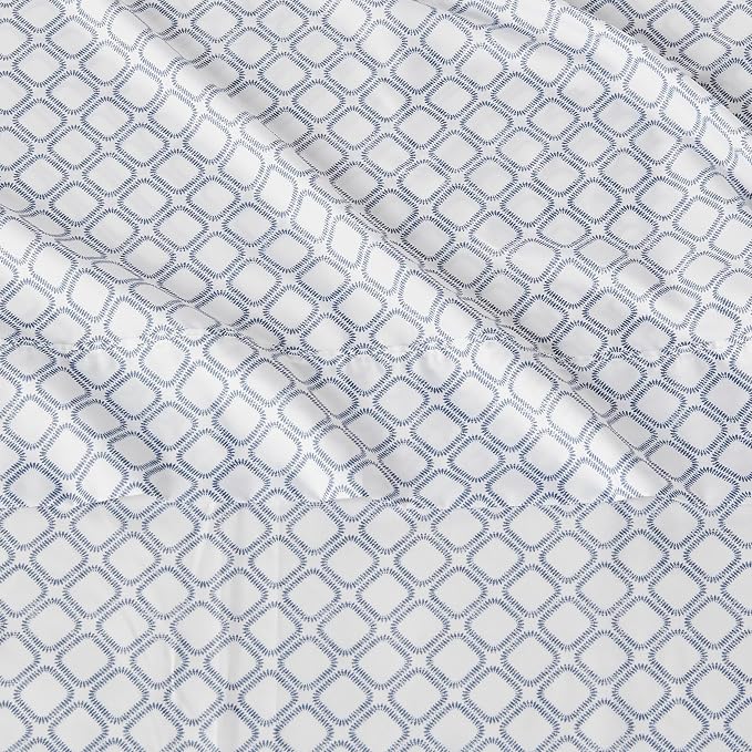 Amazon Basics Lightweight Super Soft Easy Care Wrinkle Free Microfiber 3 Piece - Image 4
