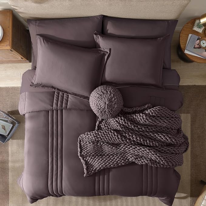 Monbix Queen Comforter Set - Image 5