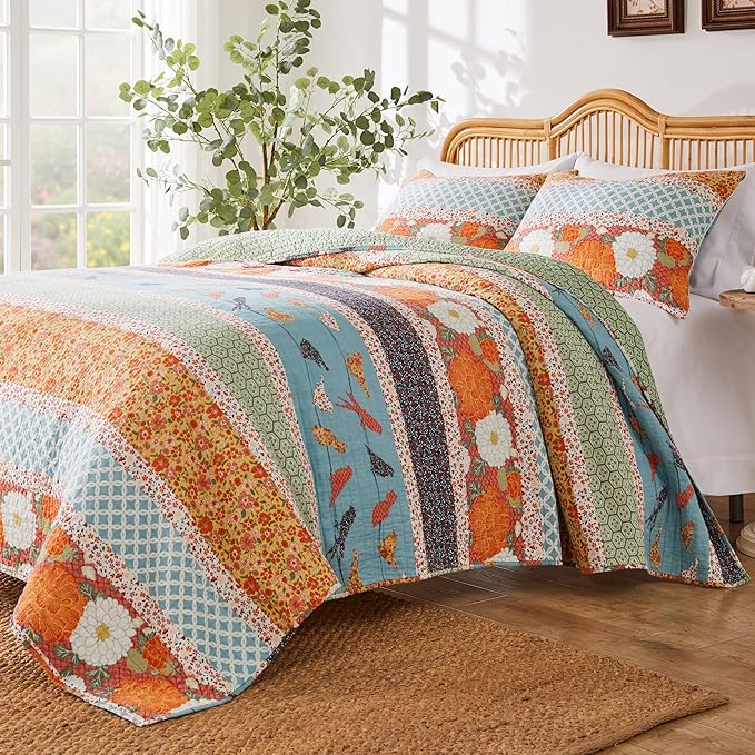 Greenland Home Carlie Modern Floral Reversible Quilt Set, 2-Piece Twin by GreenlandHome