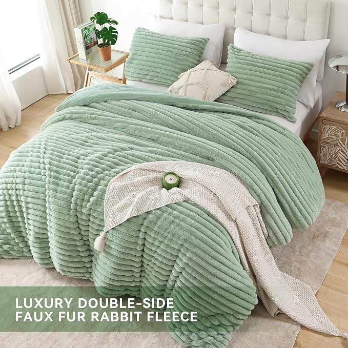 Smoofy Fluffy Queen Comforter Set 3 Pieces - Image 4