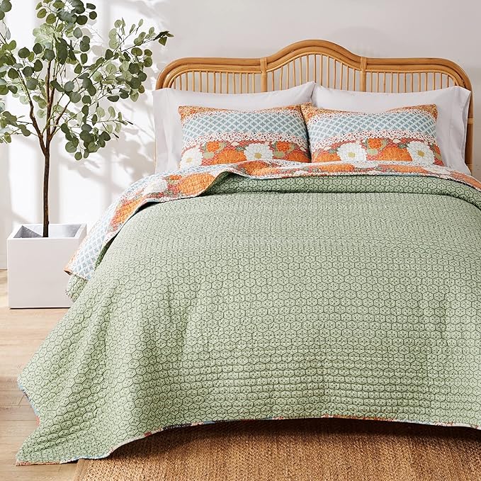 Greenland Home Carlie Modern Floral Reversible Quilt Set, 3-Piece King - Image 3
