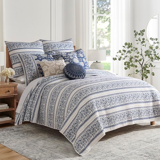 Levtex Home Adare Denim Reversible Full/Queen Quilt Set - Image 3