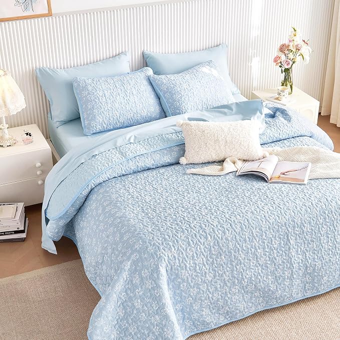 Wake In Cloud - Floral Quilt Set, Coquette Cottagecore Shabby Chic Flower - Image 4