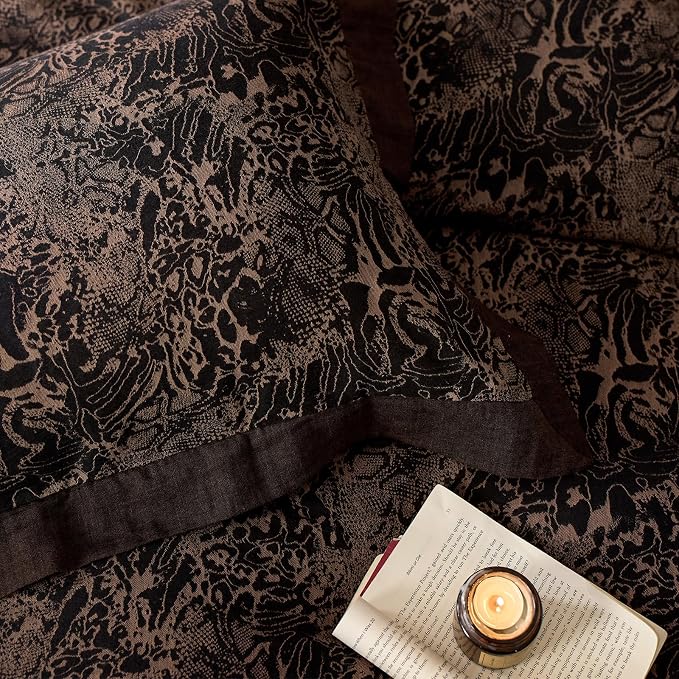 mixinni Duvet Cover Set Queen, Vintage Opulence Yarn-Dyed Jacquard Double-Layer - Image 5