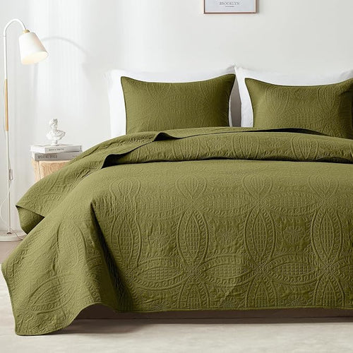 akkialla King/Cal King Quilt Set, Olive Green Lightweight Bedspread by akkialla