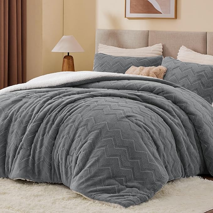 BEDELITE Fluffy Queen Comforter Set - Image 3
