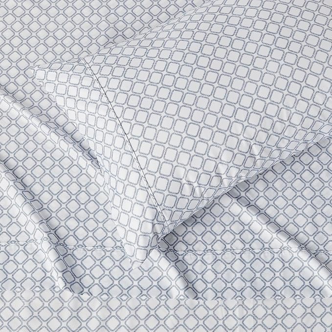 Amazon Basics Lightweight Microfiber 3-Piece Bed Sheet Set, Twin XL - Image 3