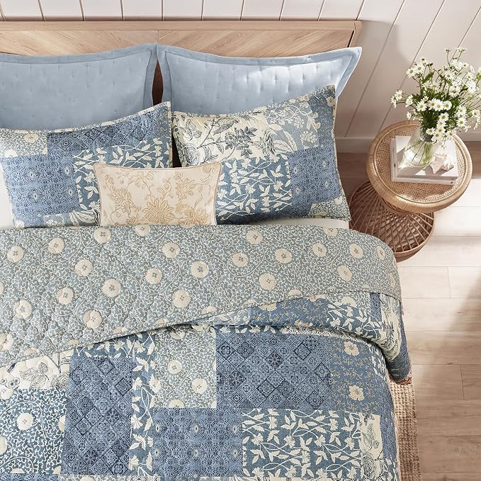 BLOOMHAVEN Quilt Set Twin Size, Patchwork Blue Floral Quilt Sets, Reversible - Image 7